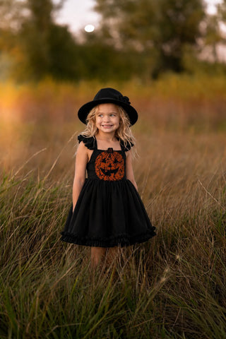 HAUNTED HONEY PUMPKIN PREORDER
